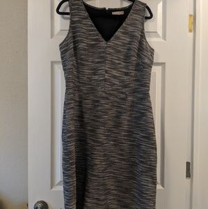 Banana Republic Texture V Neck Shift Dress